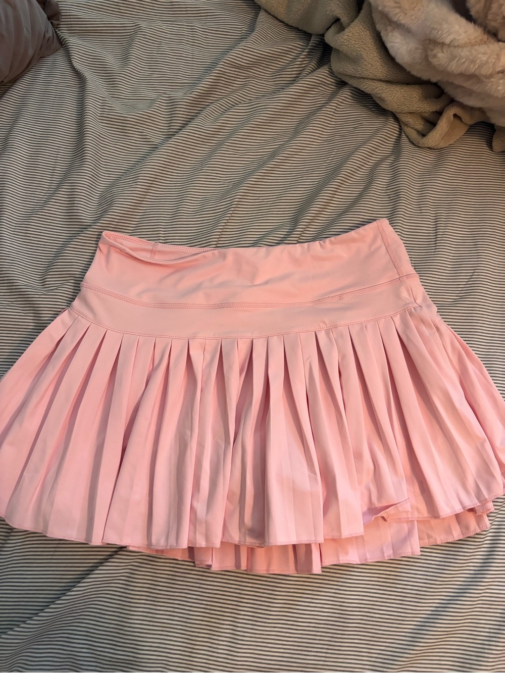 Goldhinge Skirt in Soft Pink